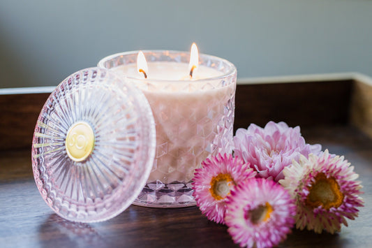 Peony | 15oz Shimmer Candle
